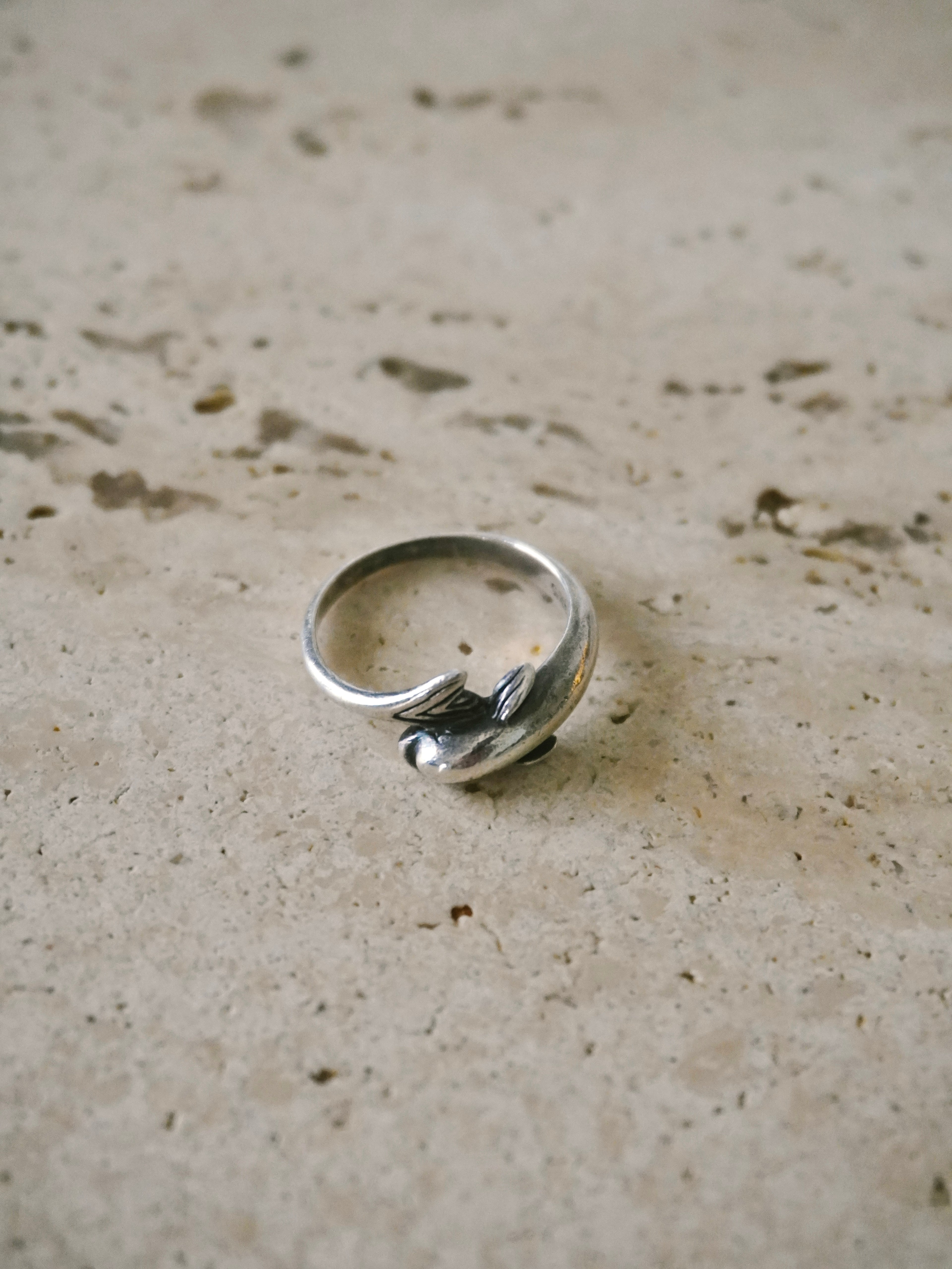 Dolphin Ring